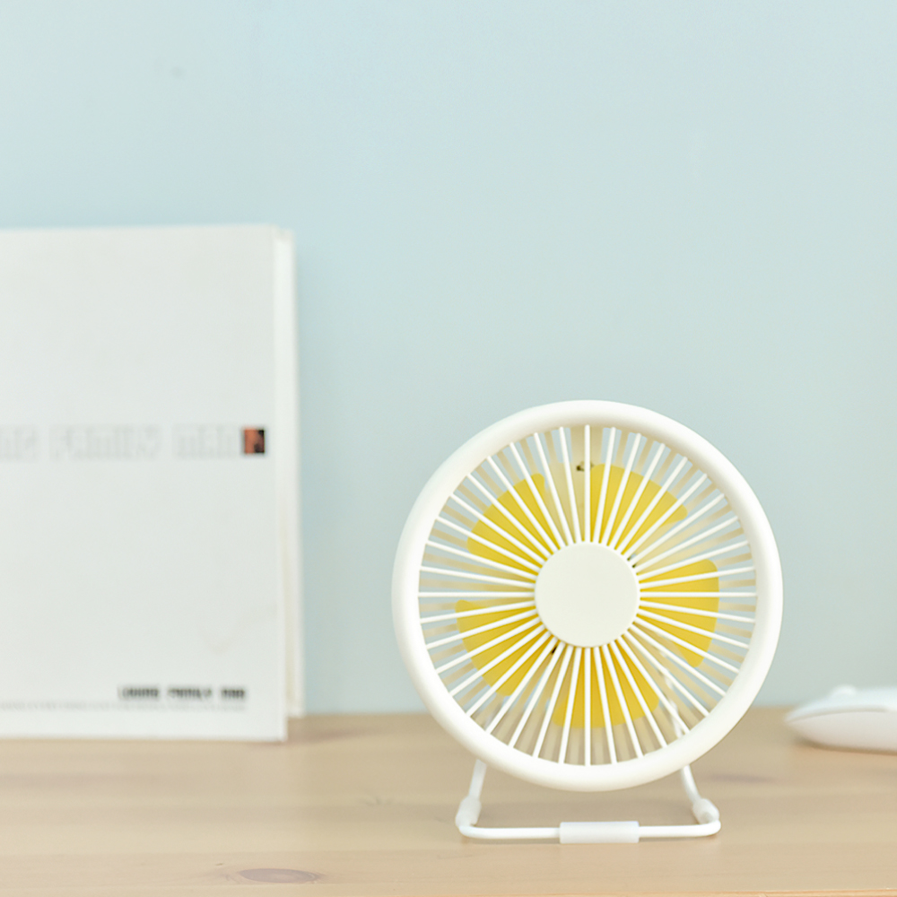 พัดลม ตั้งโต๊ะ 6 นิ้ว
