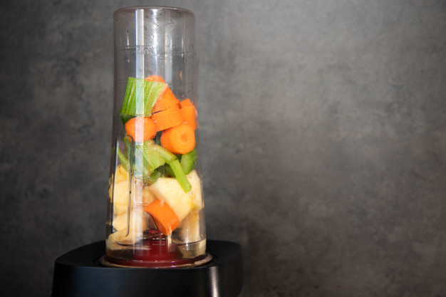 เครื่องปั่นสมูทตี้ JTC